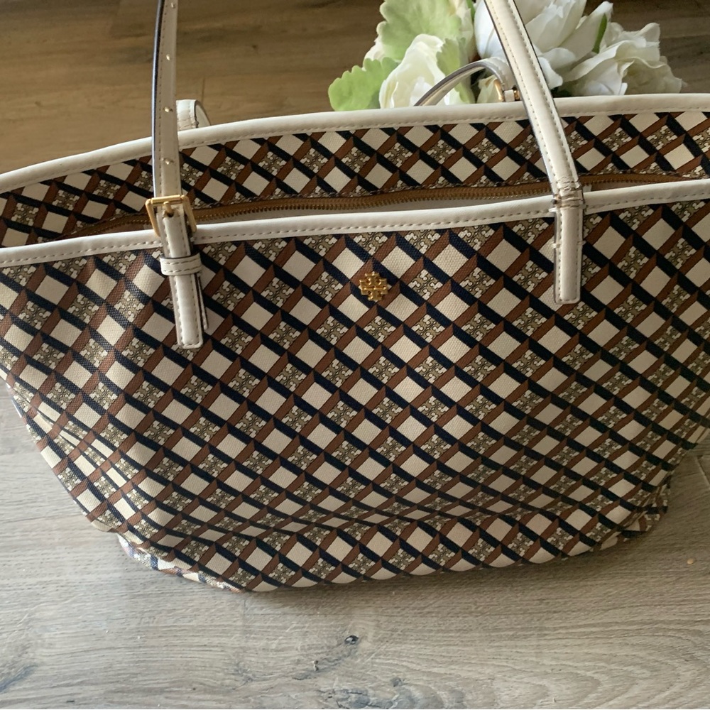 Tory Burch Geo Logo  Stylish Brown and Cream Tote Bag